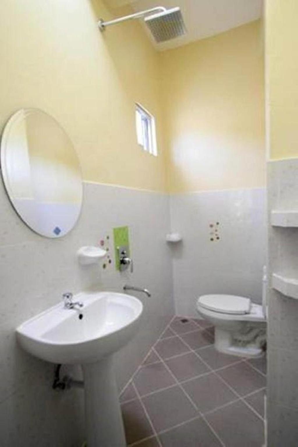 Luis Bay Travellers Lodge Coron Exterior foto